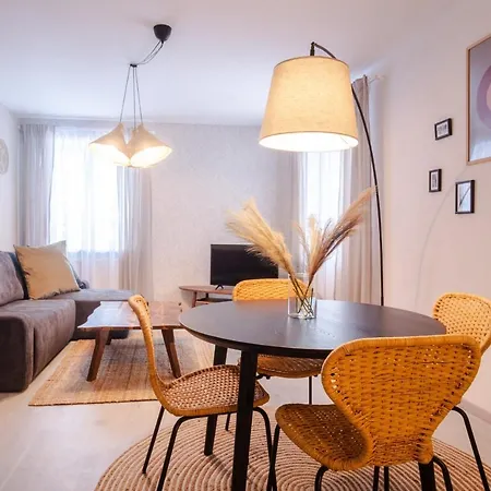 Boutique Apartment 23 - Rezidence K Lanovce 亚希莫夫 外观 照片
